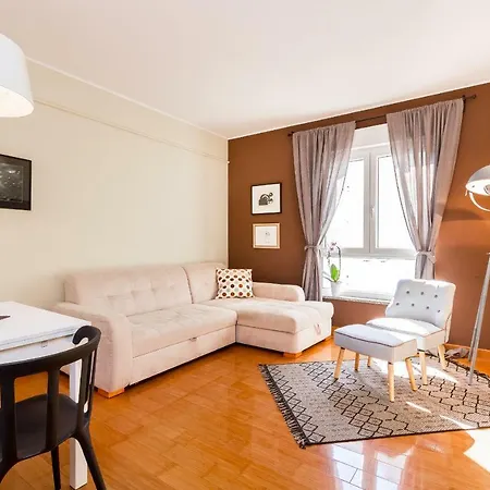 City Central With Free Parking * Пула